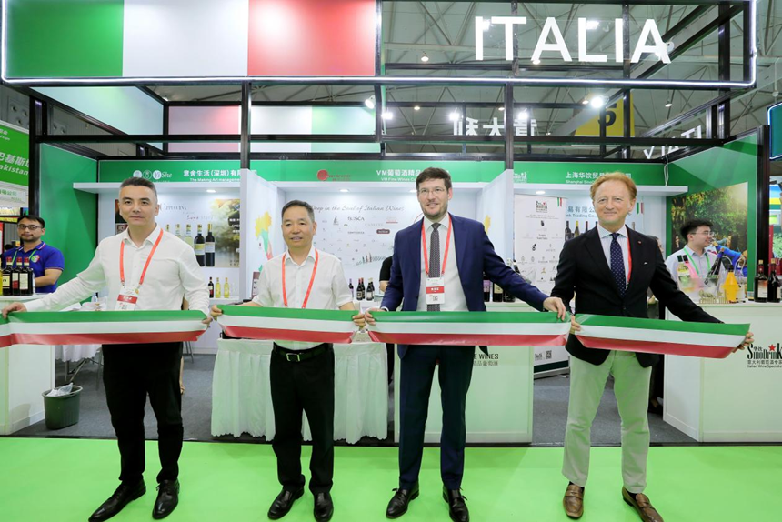 f23078c4-18d2-453c-9655-6691d90fc7d8