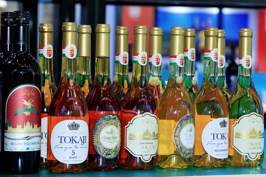 212f95a6-c926-42d5-b388-bf86fb4c7ae5